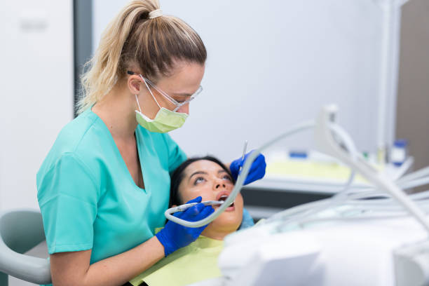 Best Emergency Tooth Extraction  in Grosse Pointe Park, MI